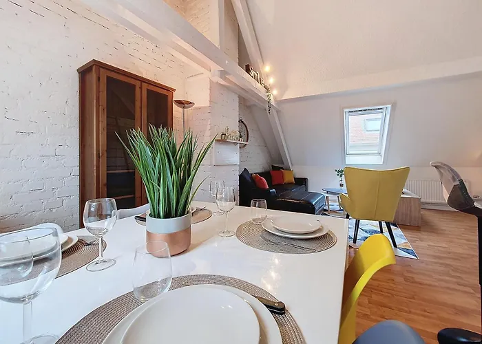 Skyward - Hypercentre - Confort - Rue Pietonne - Calme - Authentique Apartment *